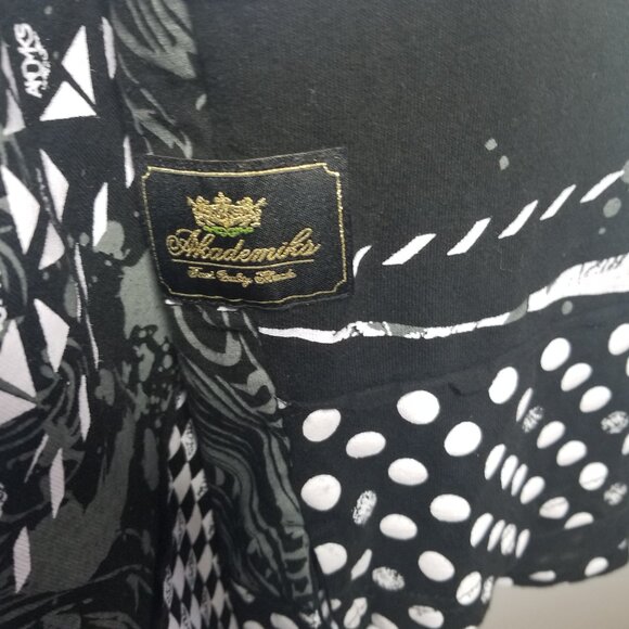 Akademiks Men's Black Graphic Goth Punk Streetwear Polo Shirt Sz XL - Picture 4 of 11